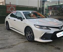 تۆیۆتا کامری